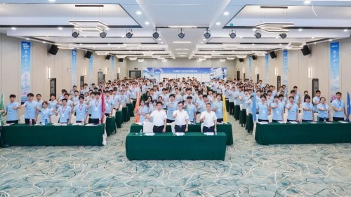 你的选择 “钟妆将“伟”大｜云顶集团集团2026年雏鹰训练营正式开营